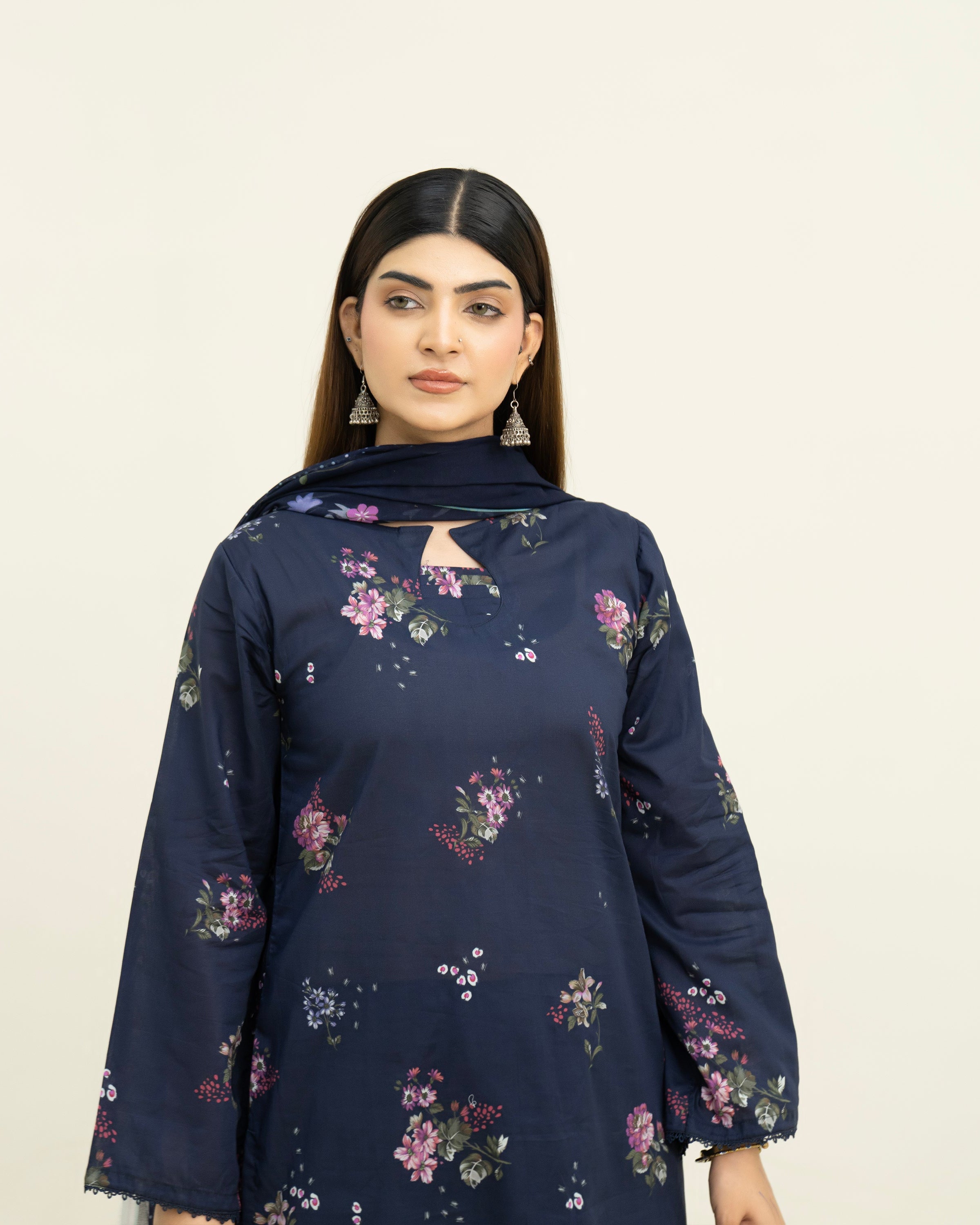 Momina-05
