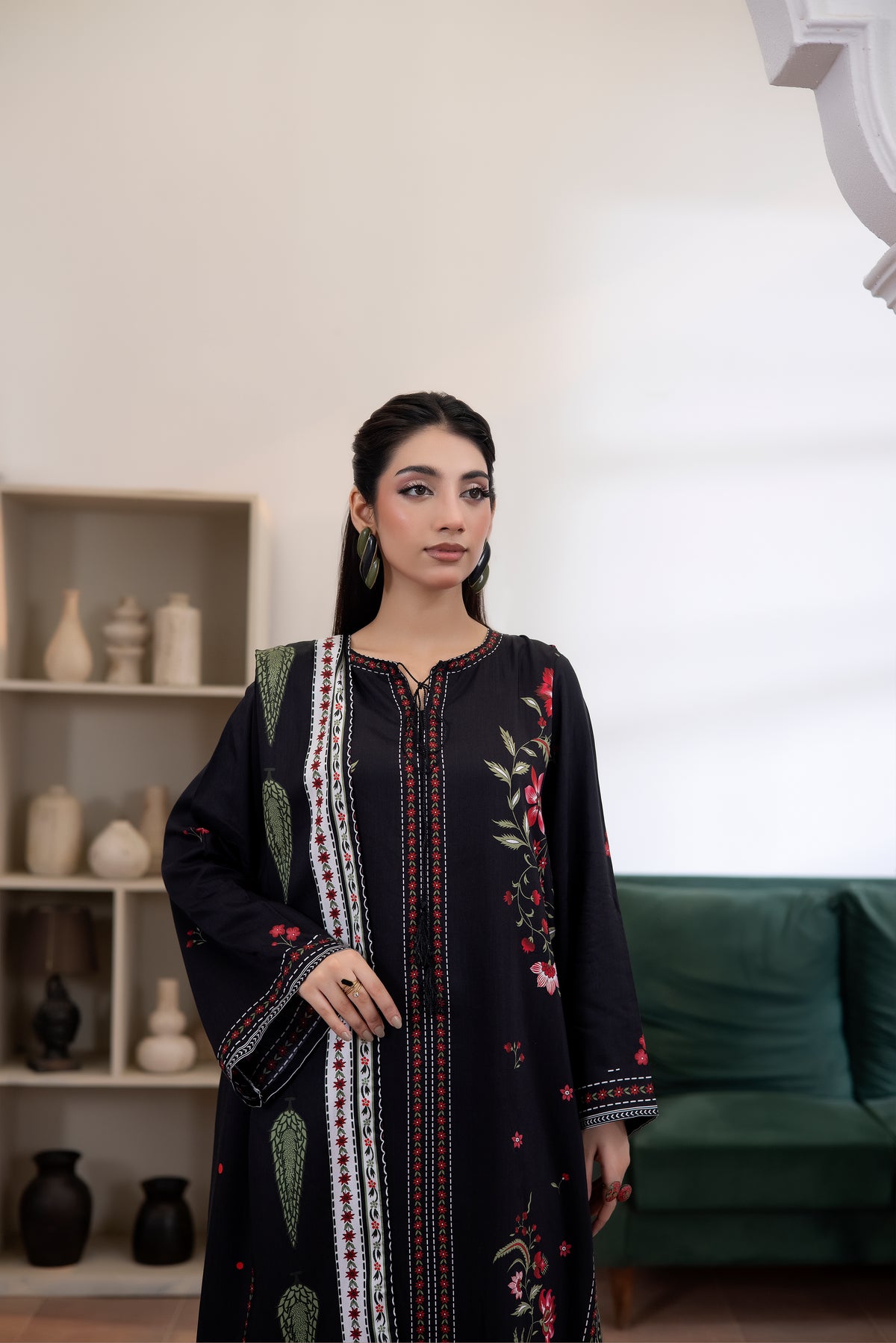 Zareen-01