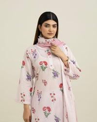Momina-06