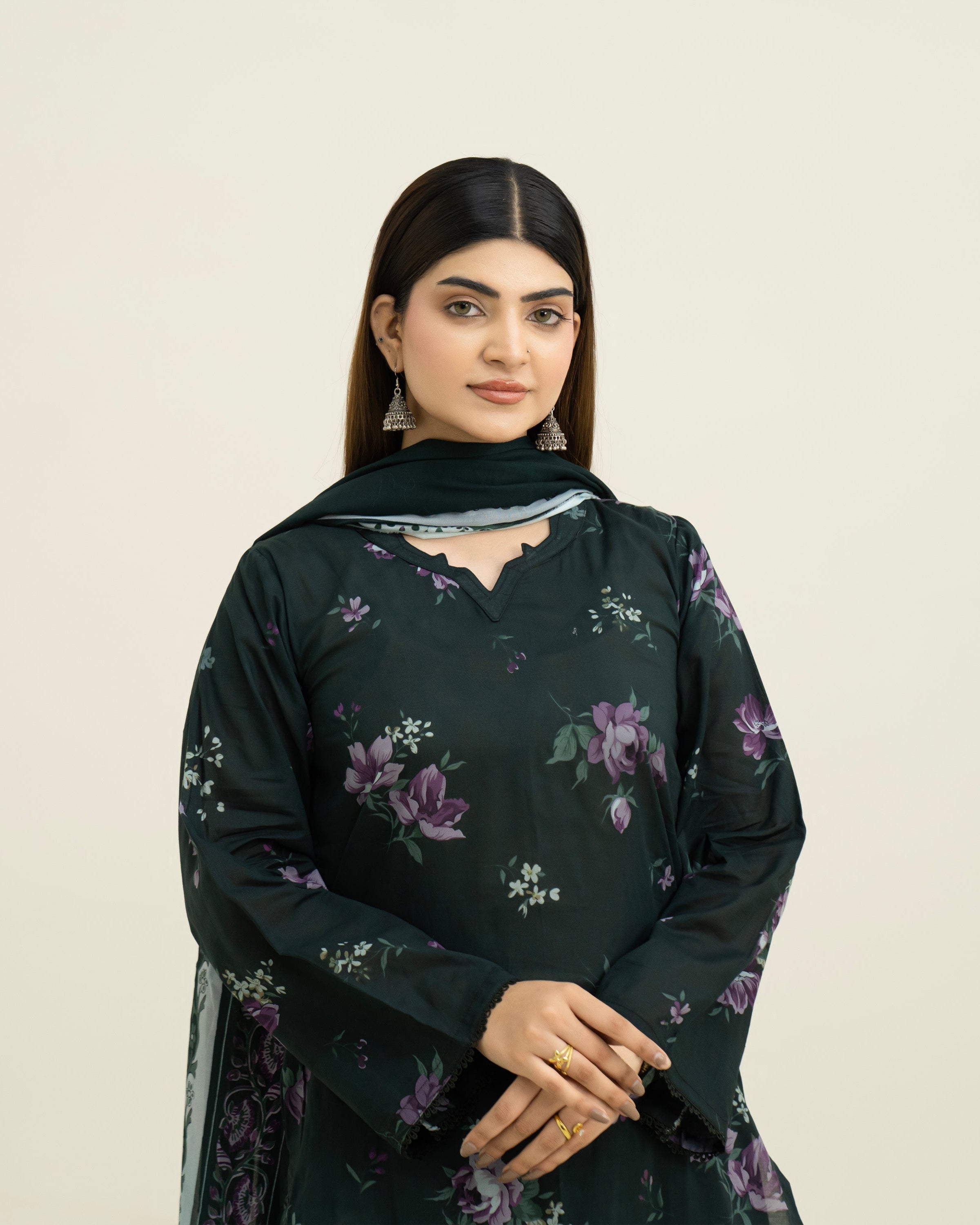 Momina-03