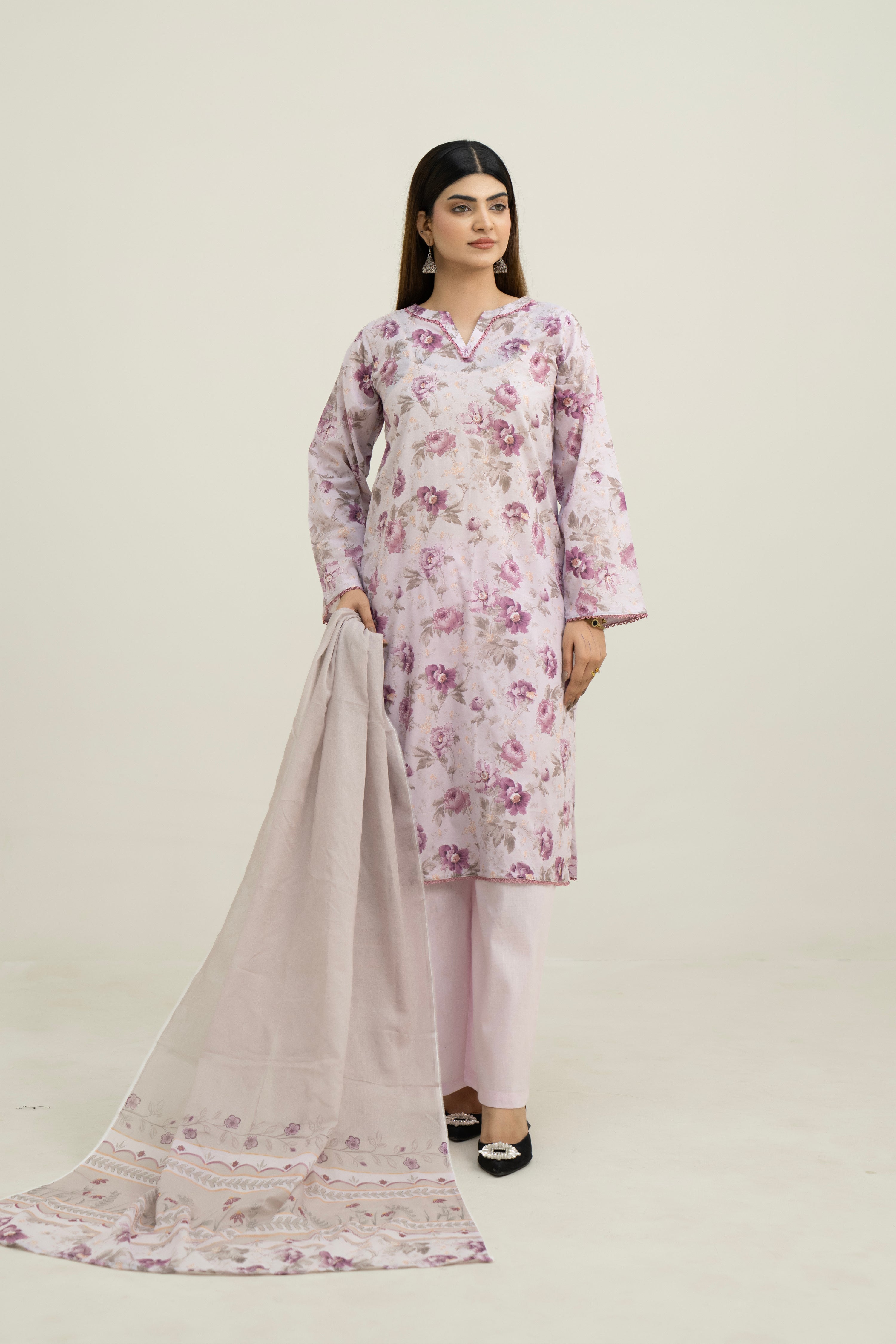 Momina-02