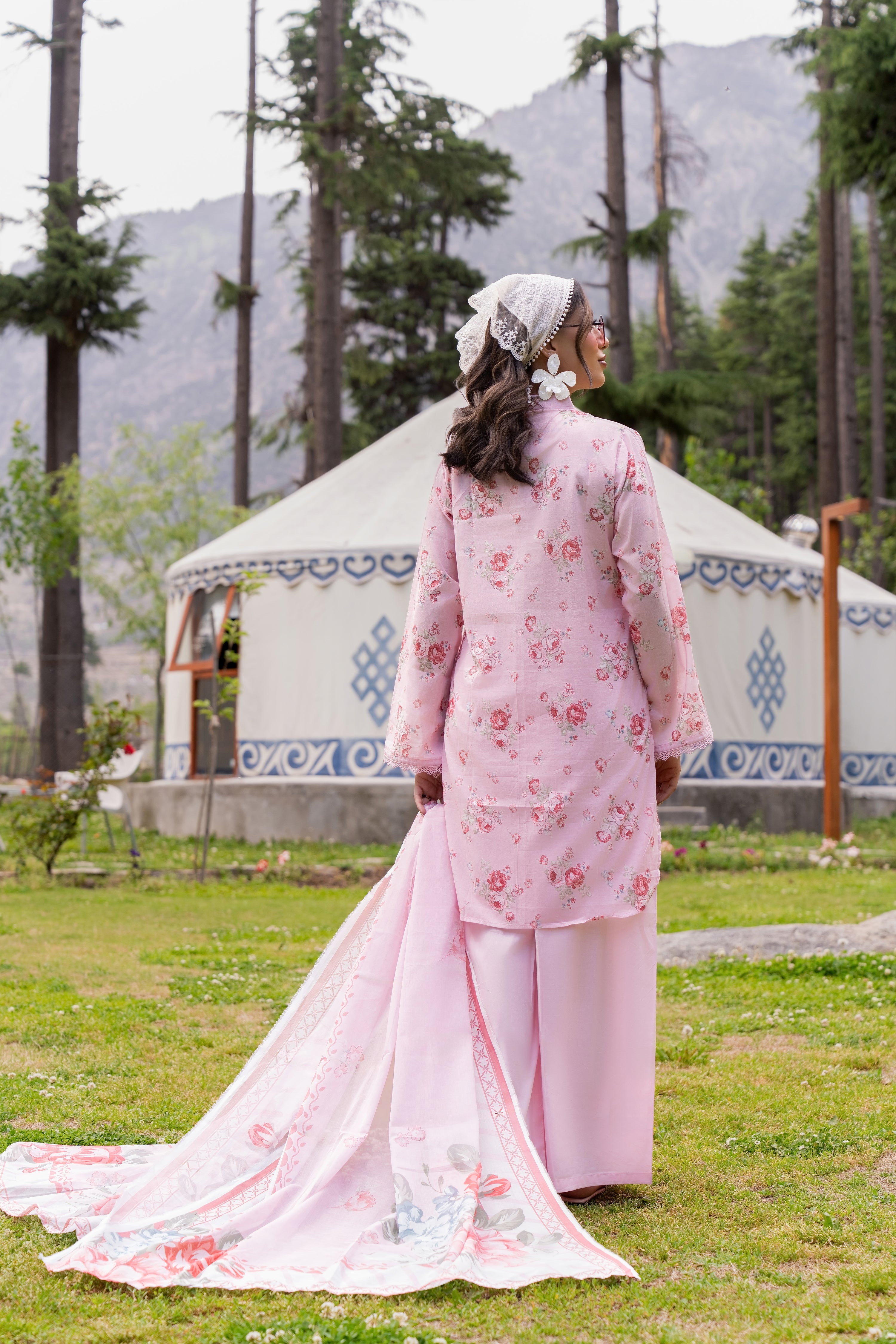 Naaze Gul-08