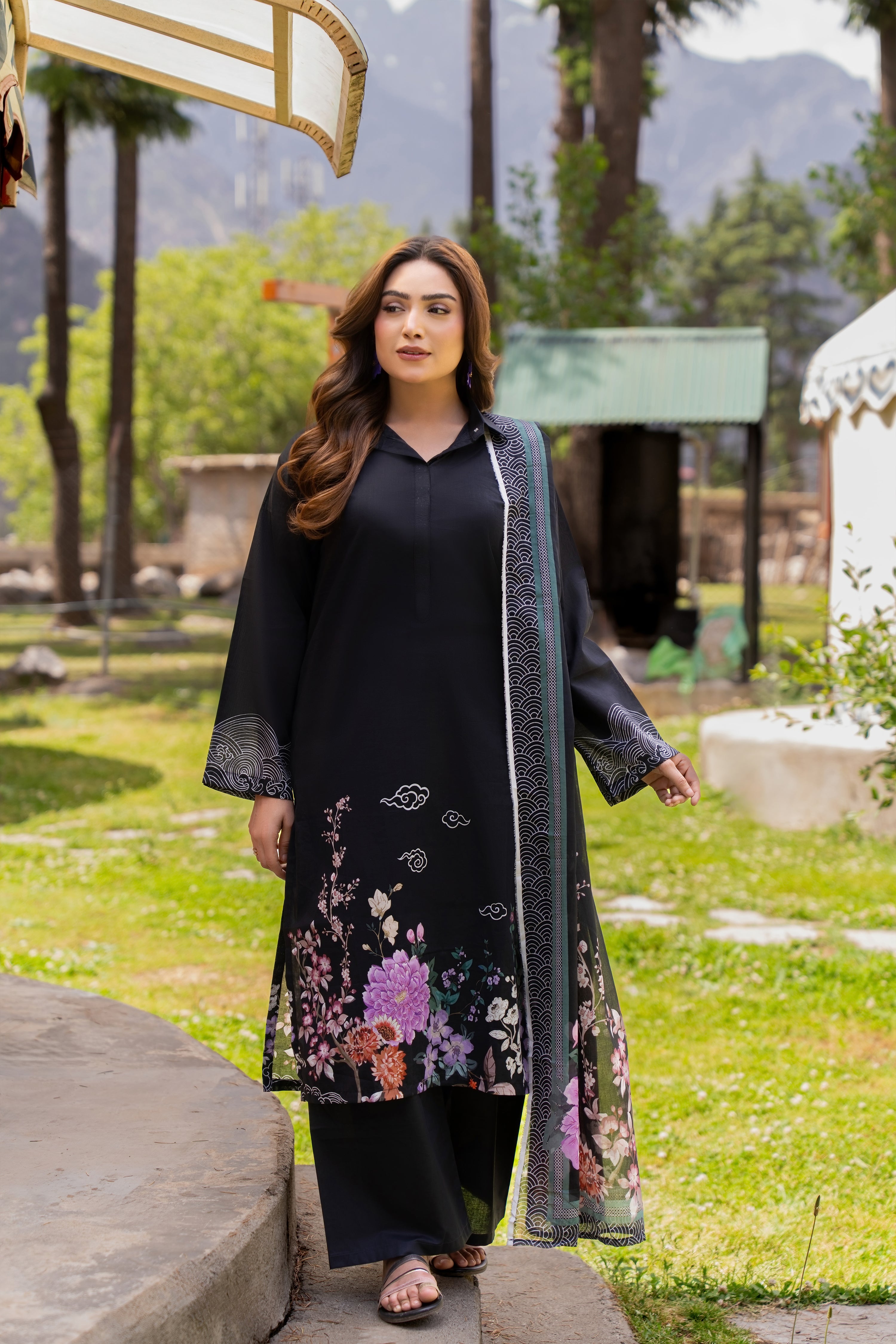 Naaze Gul-07